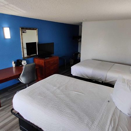 Travelodge Suites By Wyndham Macclenny I-10 Exteriör bild