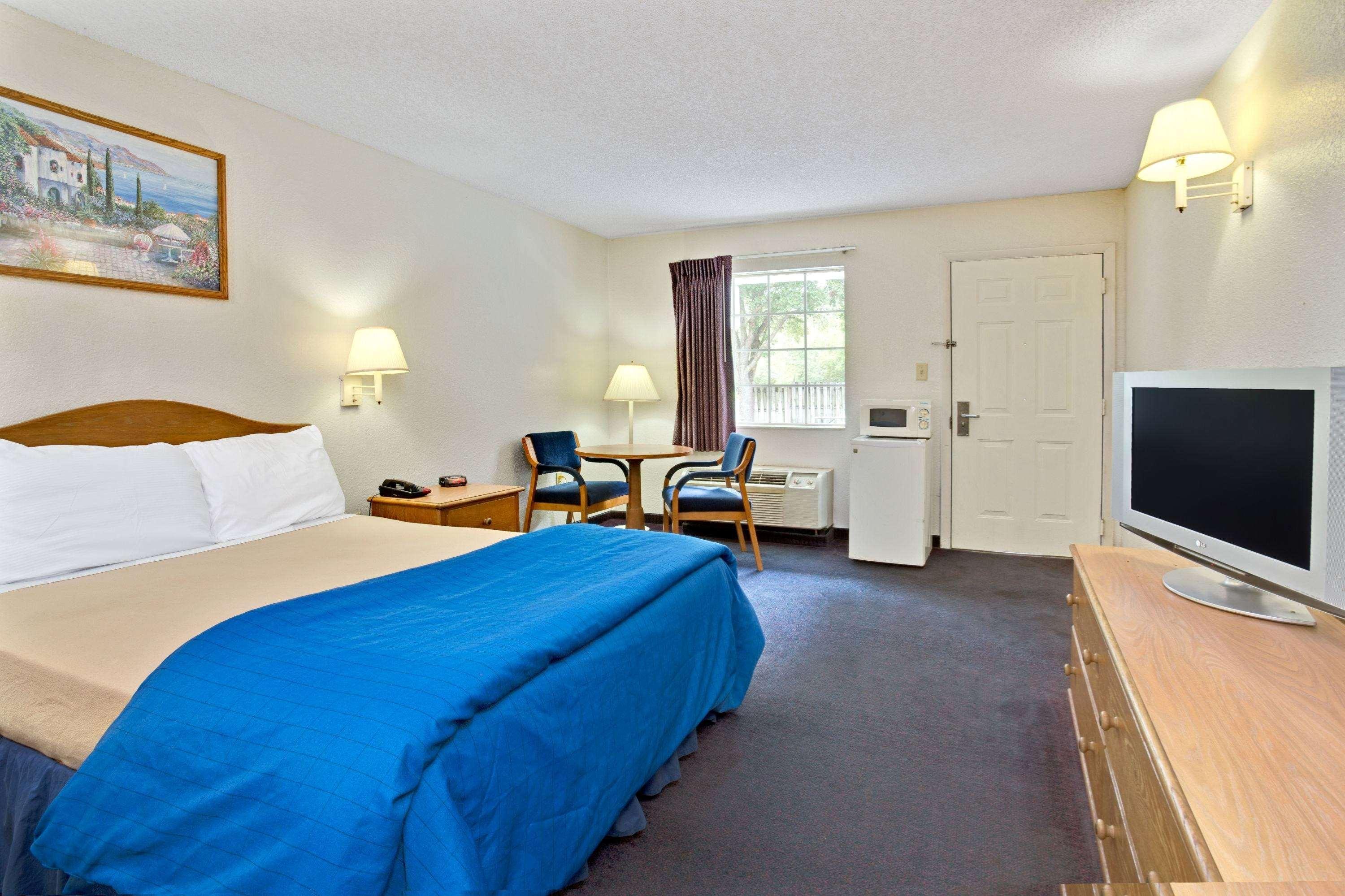 Travelodge Suites By Wyndham Macclenny I-10 Exteriör bild