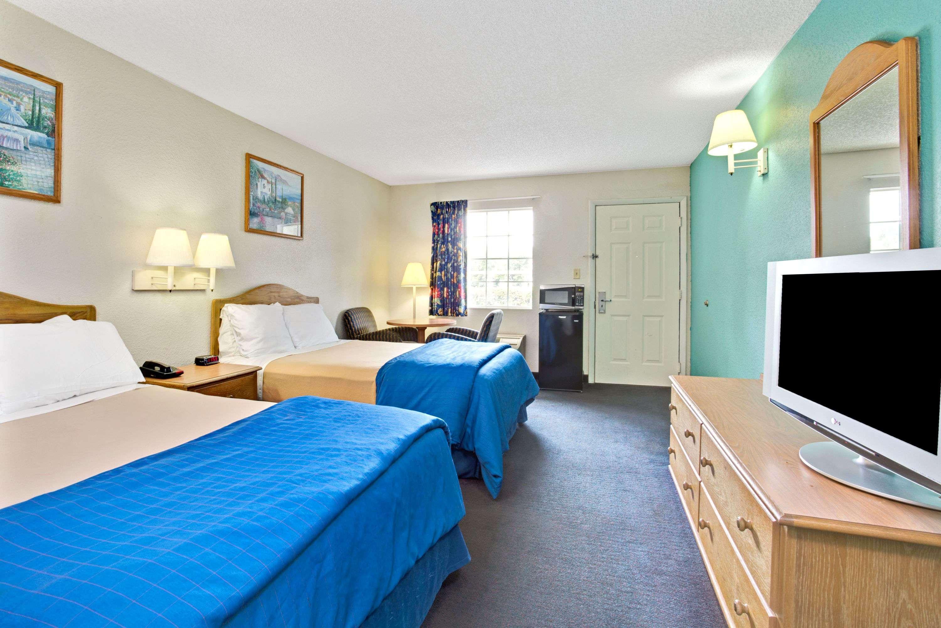 Travelodge Suites By Wyndham Macclenny I-10 Exteriör bild