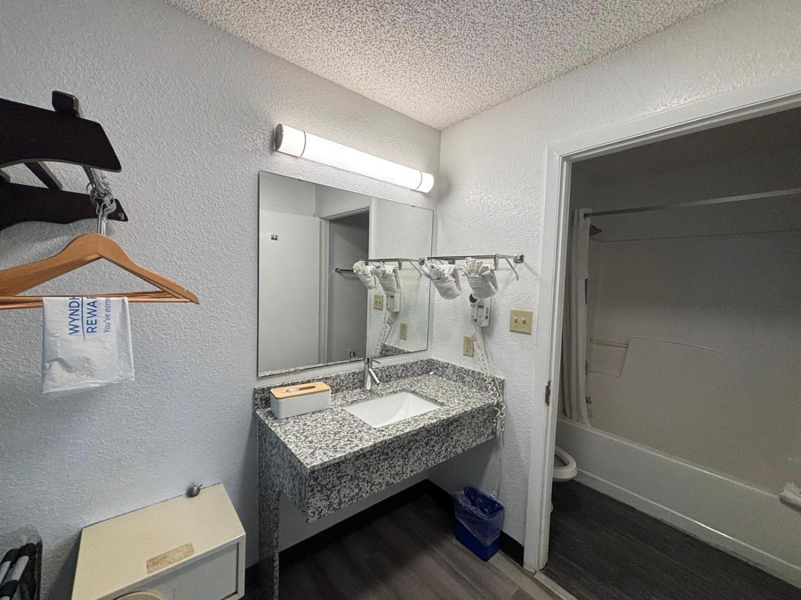 Travelodge Suites By Wyndham Macclenny I-10 Exteriör bild